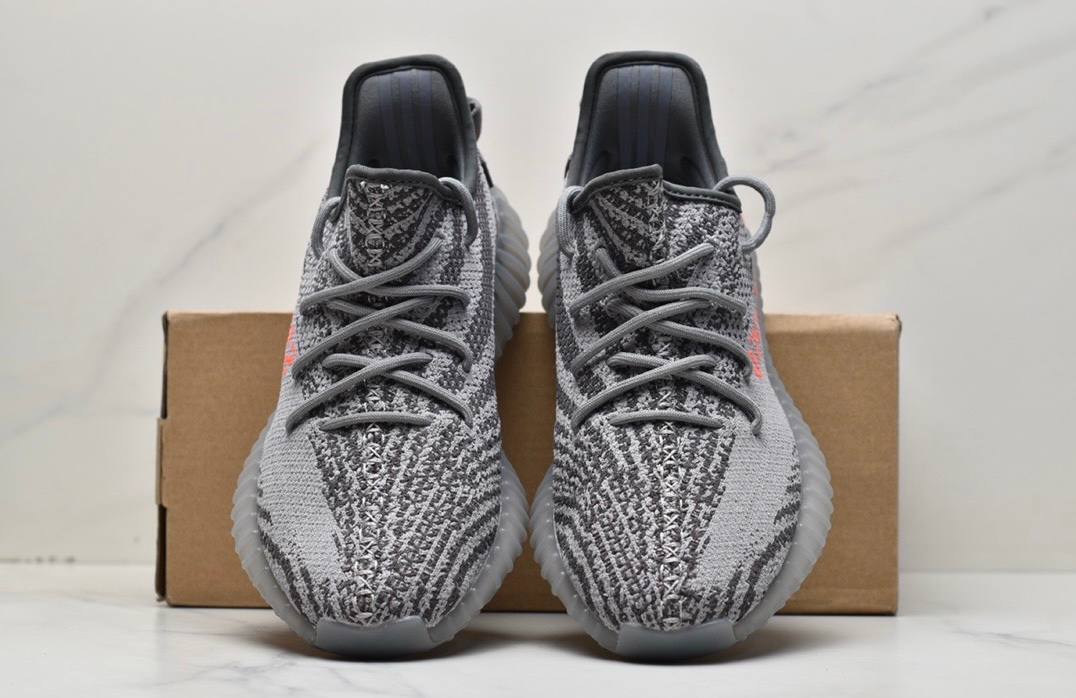 Обувки Yeezy 350 V2 Beluga 2.0