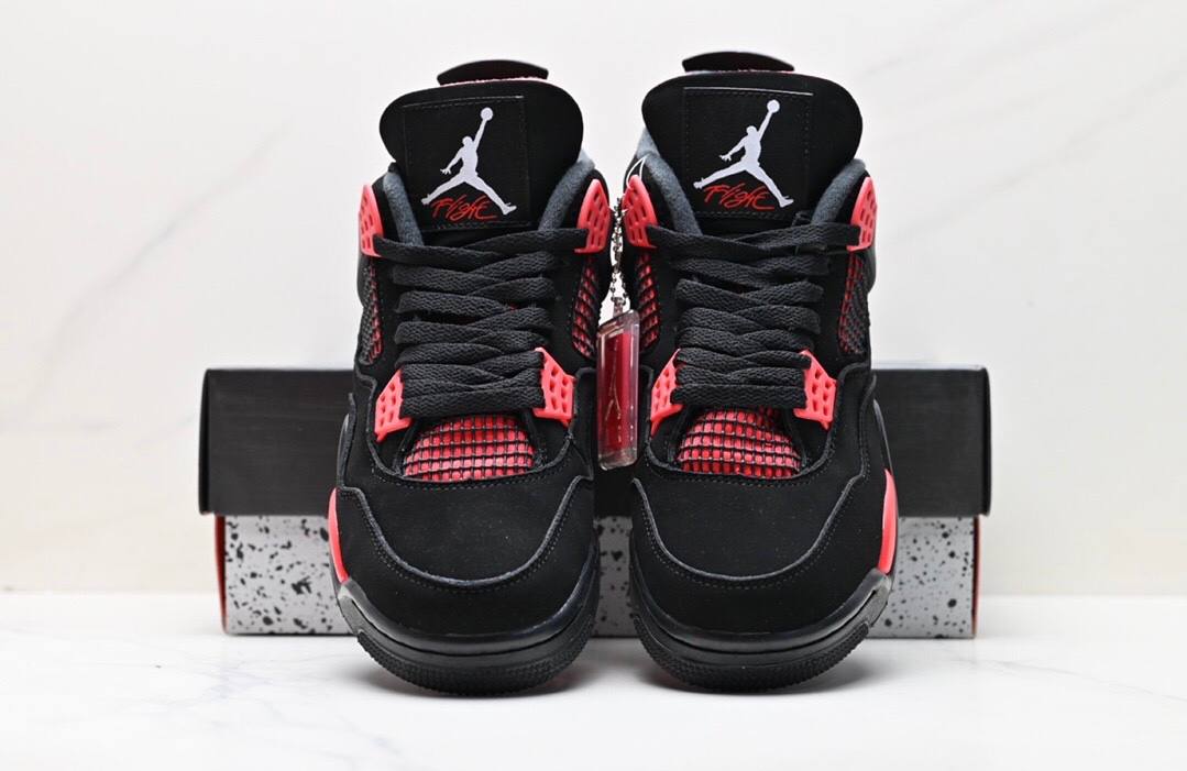 Обувки AJ 4 Retro Red Thunder