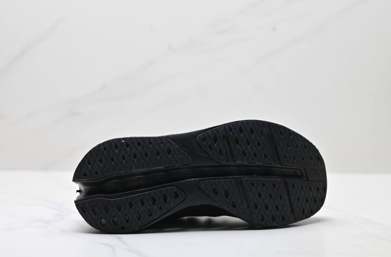 Обувки OC On Cloud Surfer Black