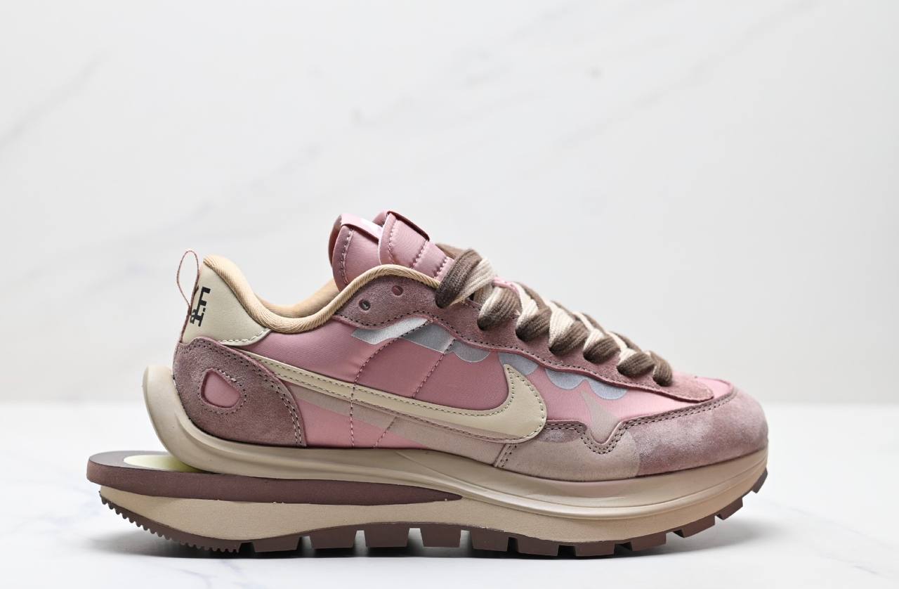 Обувки Sacai VaporWaffle Pink