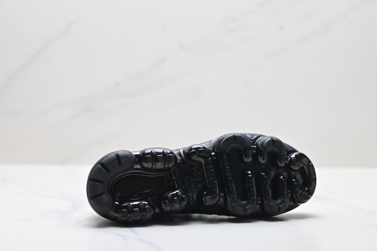 Обувки Air VaporMax 2023 Flyknit Triple Black