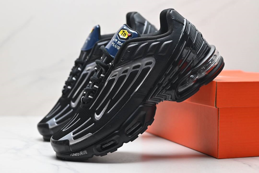 Обувки Air Max Plus 3 TN Black Silver