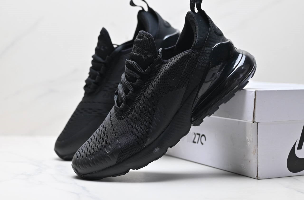 Обувки Air Max 270 Triple Black