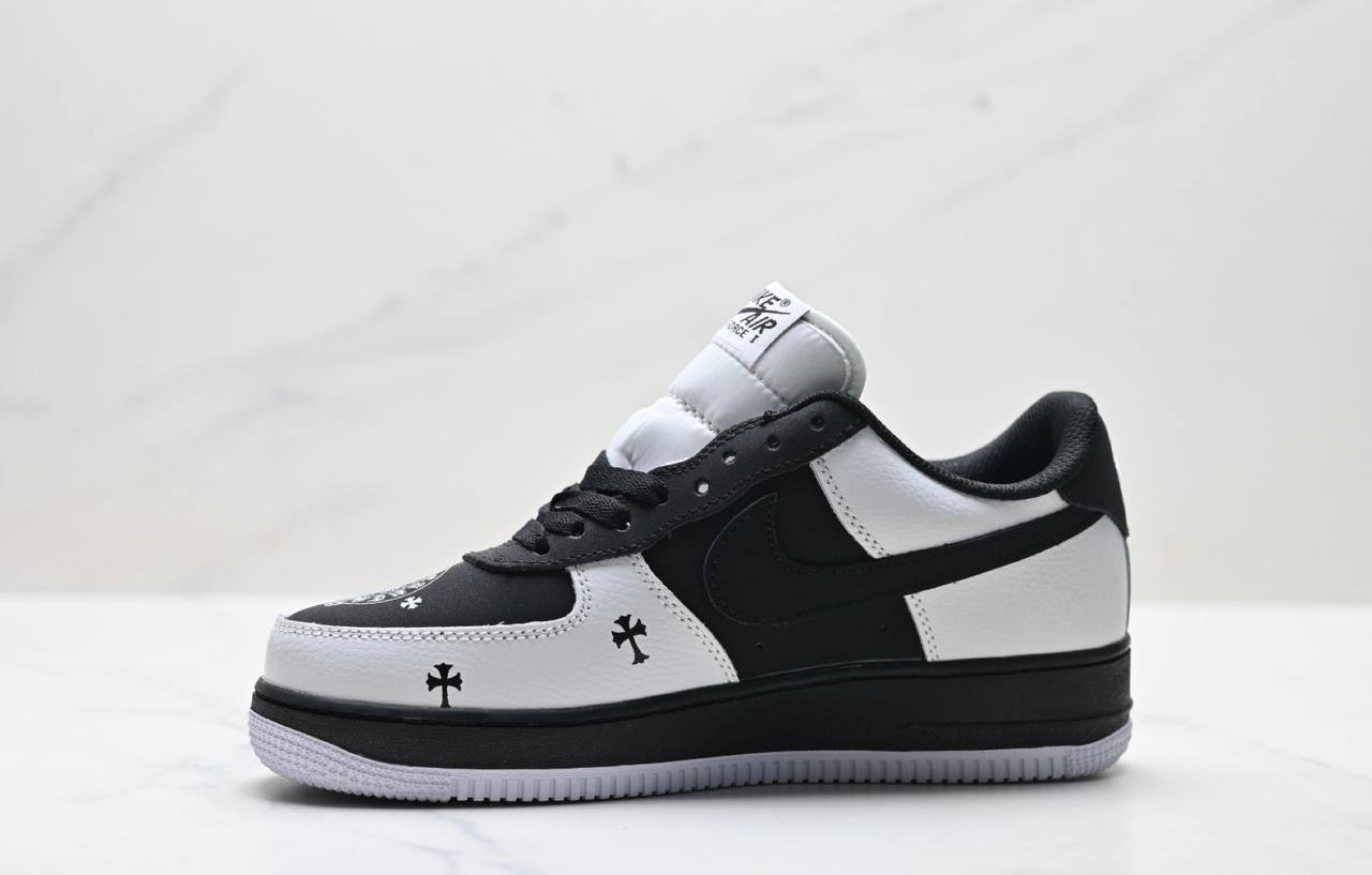 Обувки Air Force ‘07 Chrome Hearts Black/White