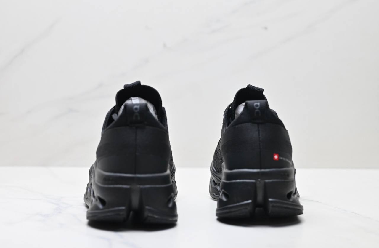 Обувки OC On Cloud Surfer Black