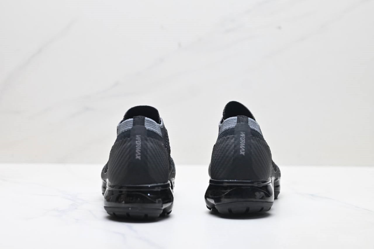 Обувки Air VaporMax 2023 Flyknit Triple Black