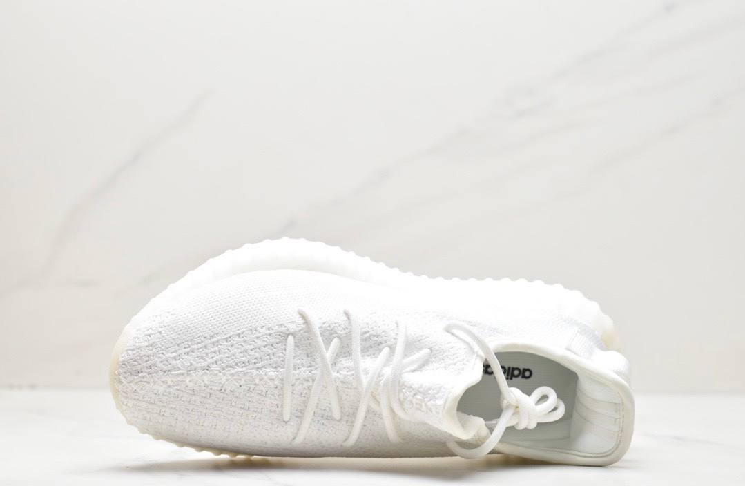 Обувки Yeezy 350 V2 Cream