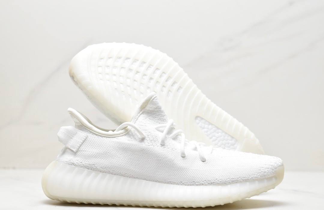 Обувки Yeezy 350 V2 Cream