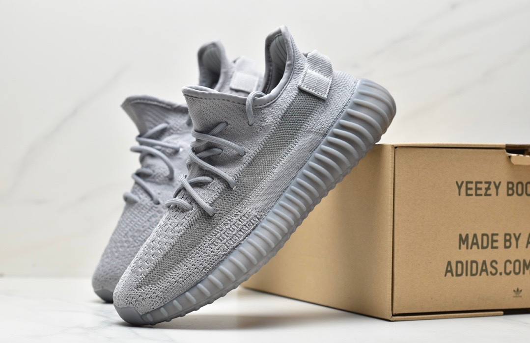 Обувки Yeezy 350 V2 Grey