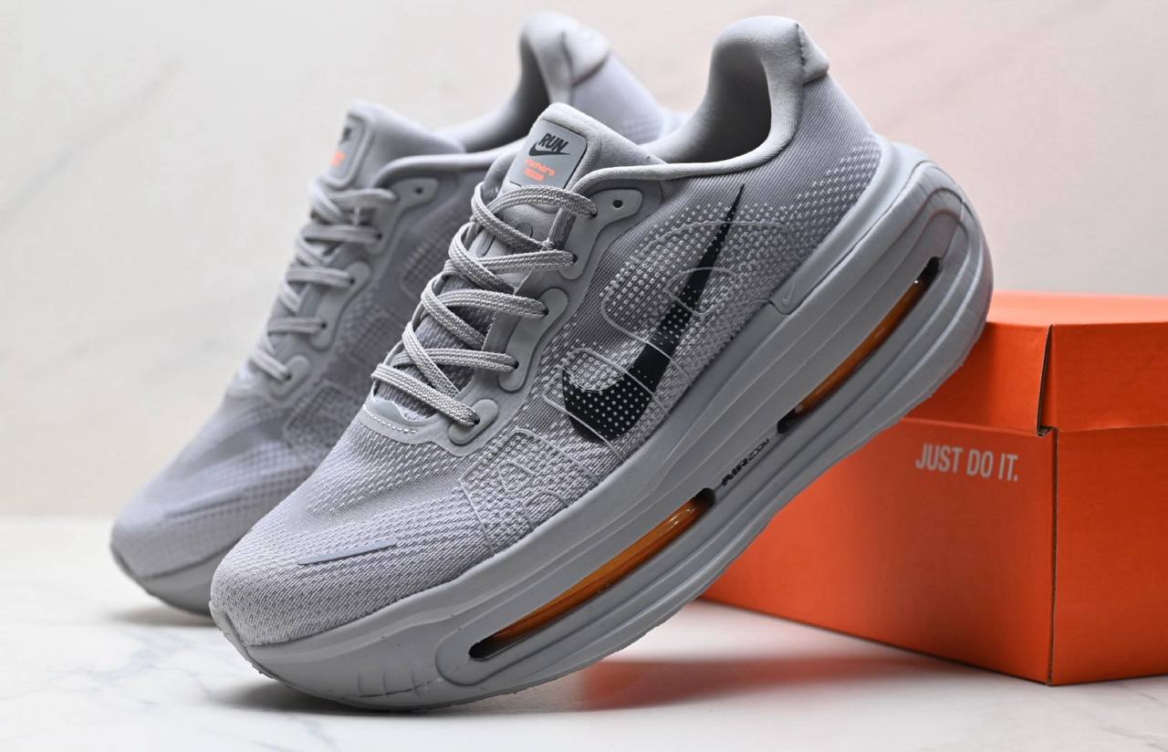 Обувки Air Zoom Vomero Premium