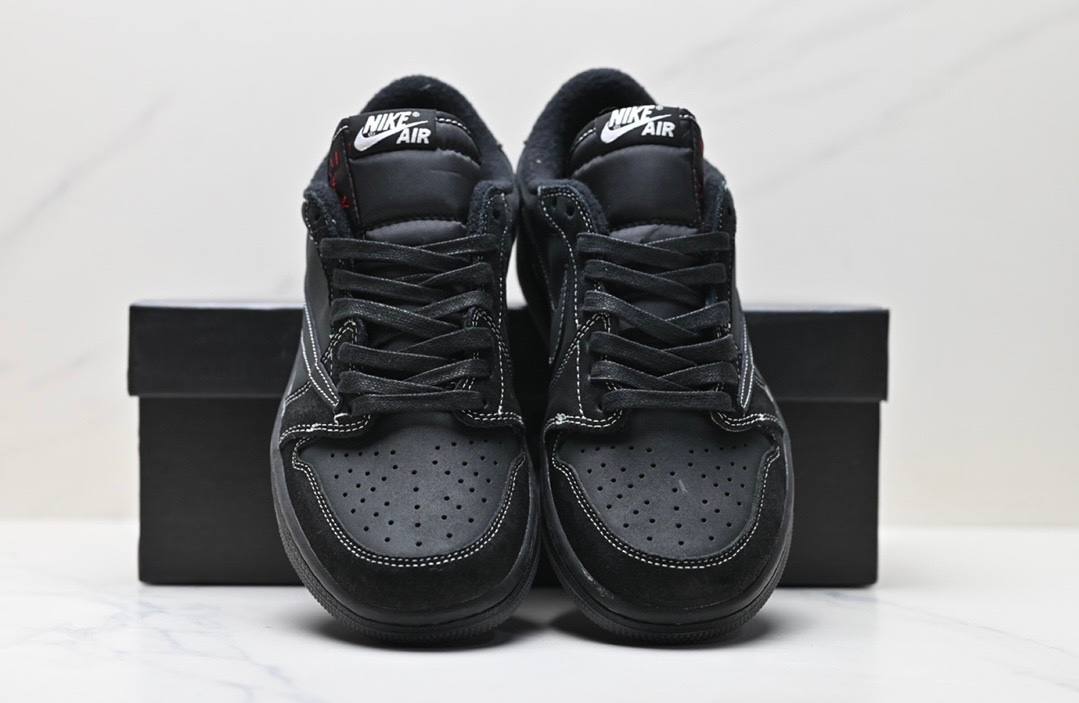 Обувки AJ1 Retro Travis Scott Black Phantom