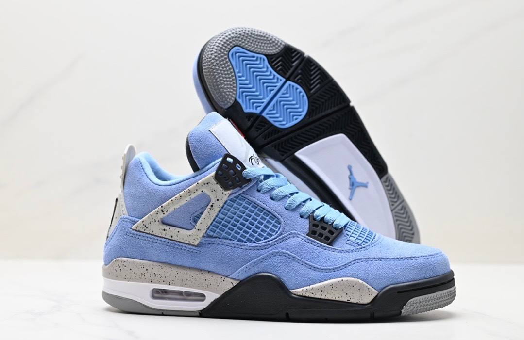 Обувки AJ 4 Retro University Blue