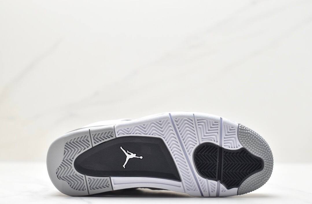 Обувки AJ 4 Retro Military Black