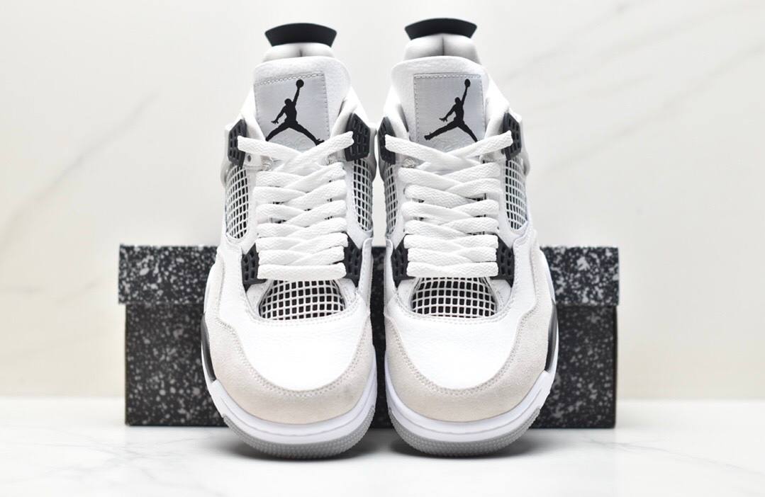 Обувки AJ 4 Retro Military Black