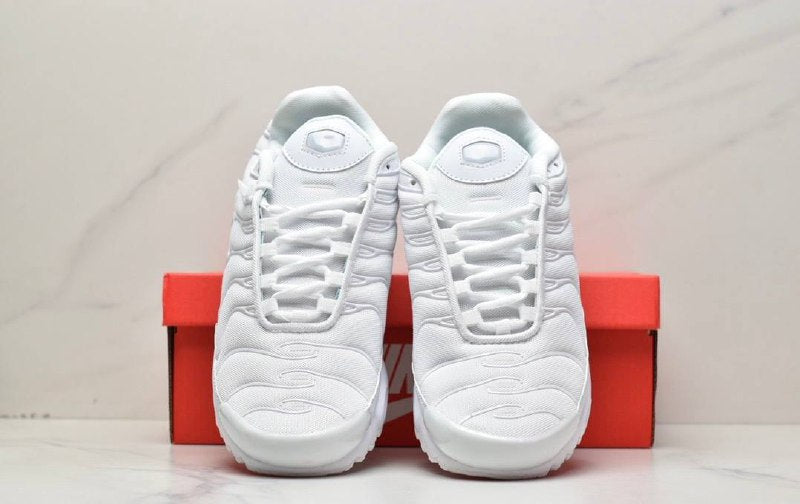 Обувки Air Max Plus All White