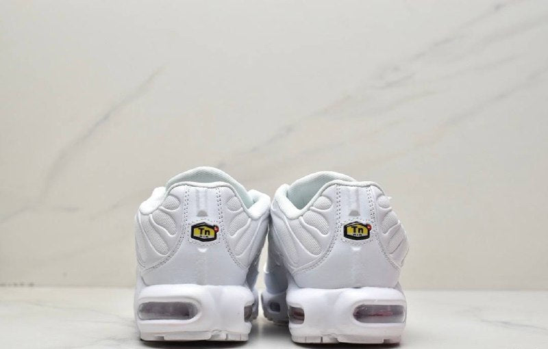 Обувки Air Max Plus All White