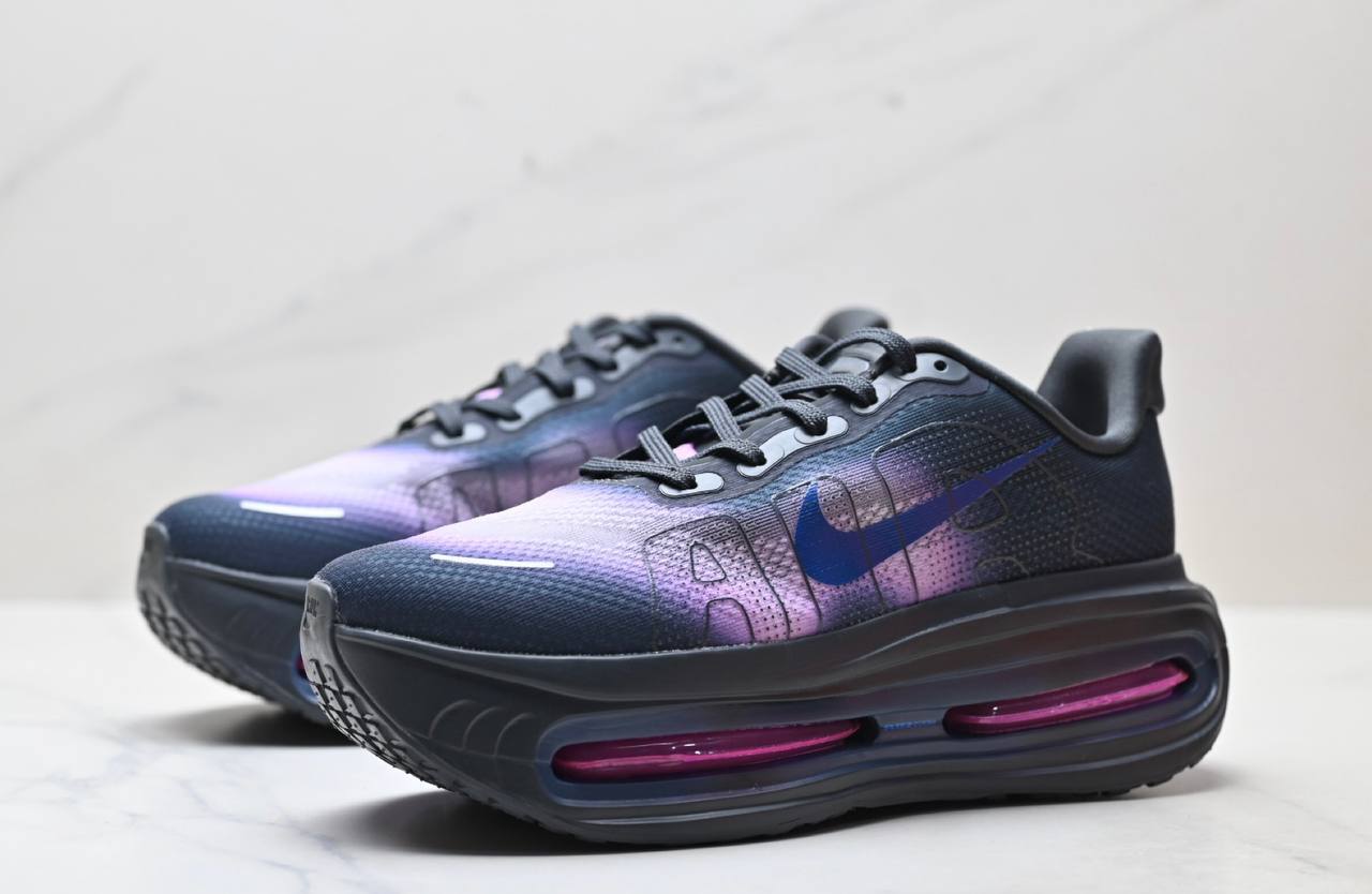 Обувки Vomero Premium