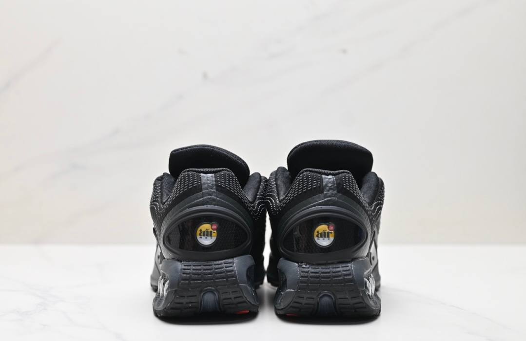 Обувки Air Max DN Black