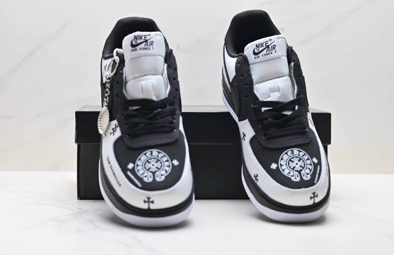 Обувки Air Force ‘07 Chrome Hearts Black/White
