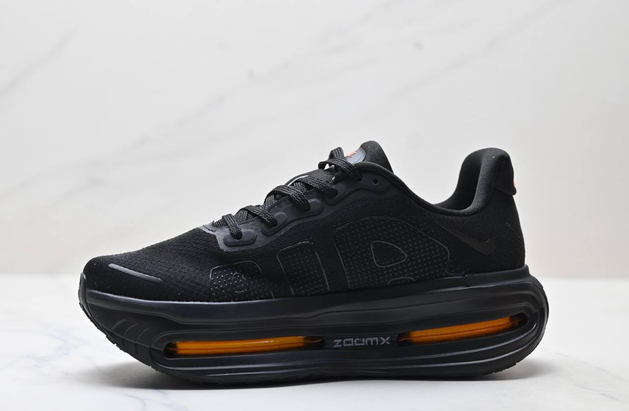 Обувки Vomero Premium Black