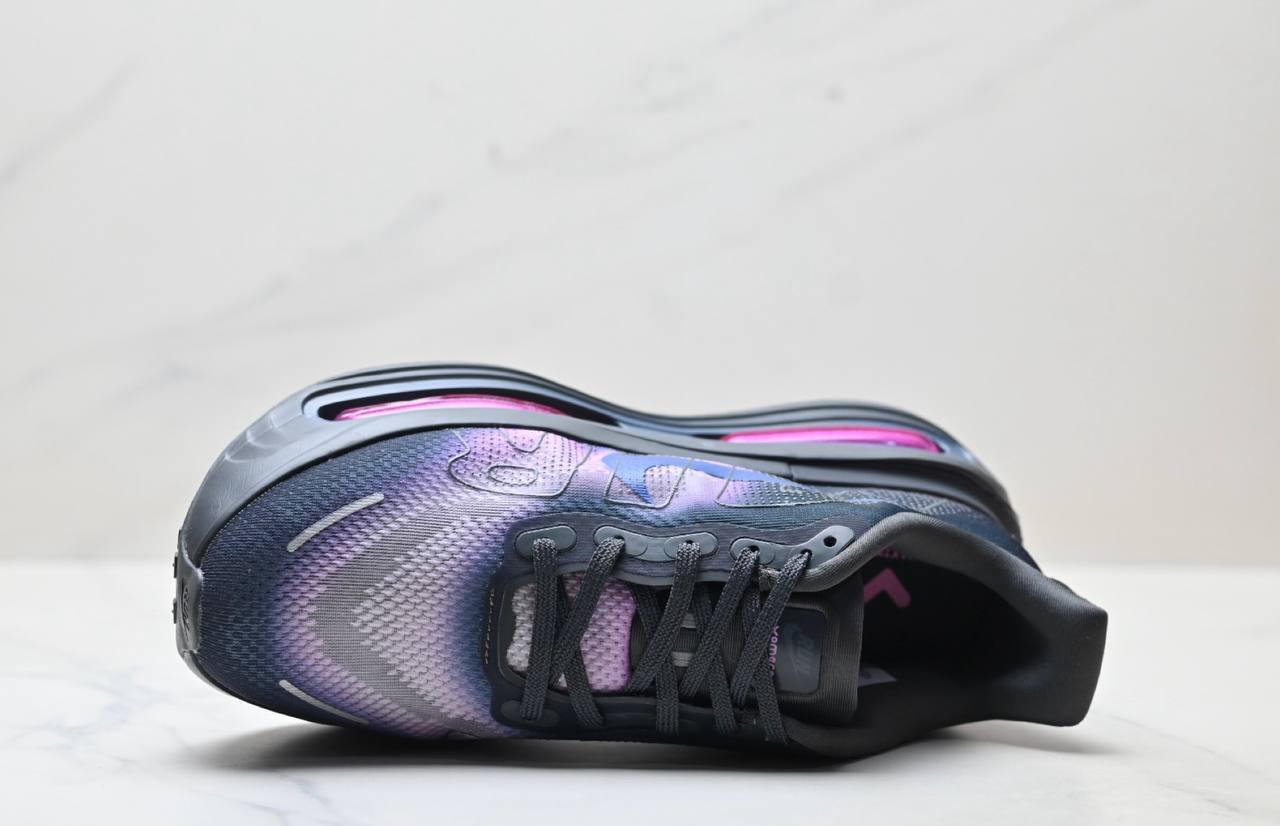 Обувки Vomero Premium