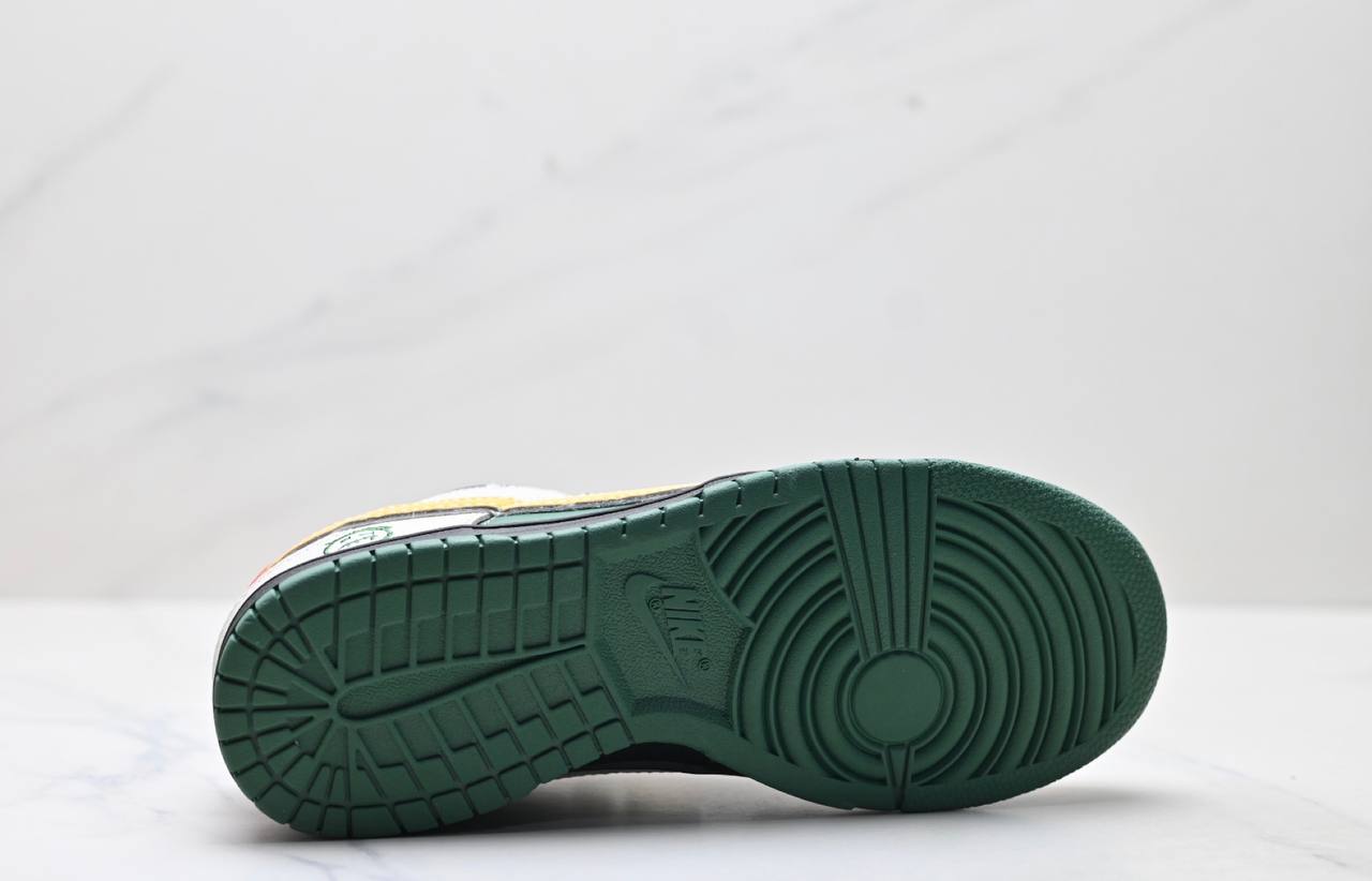 Обувки SB Dunk Low Chrome Hearts