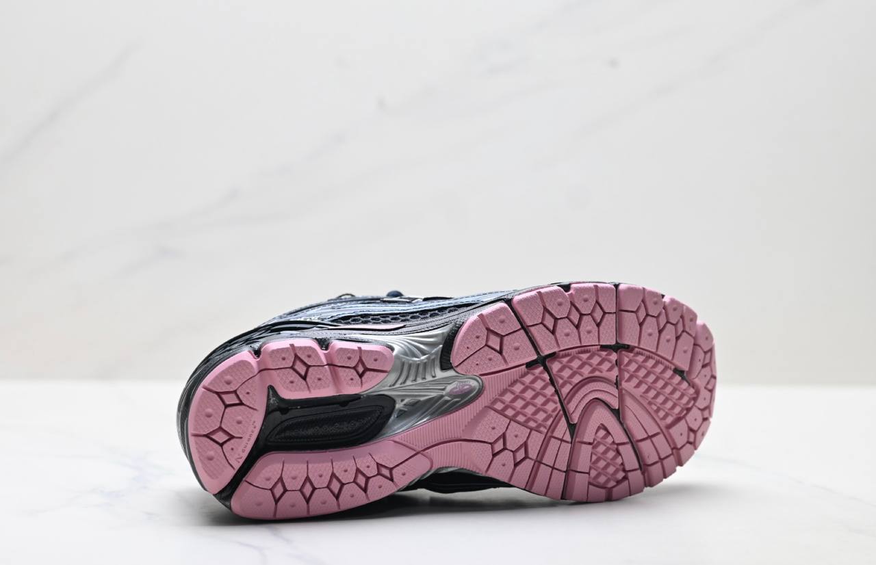 Обувки NB 1906 Black/Pink