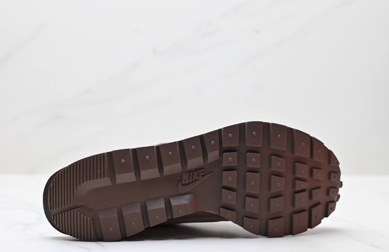 Обувки Sacai VaporWaffle Pink