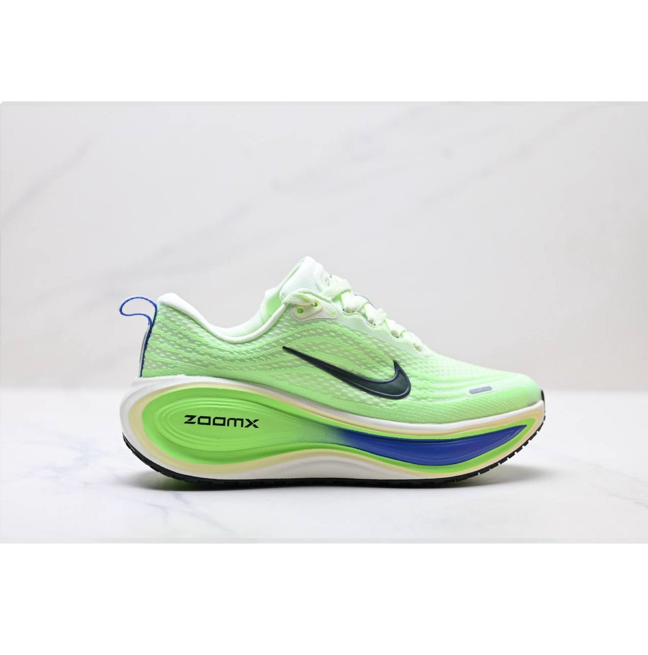 Обувки Vomero Plus Lime